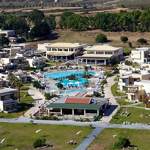 Natura Park Village